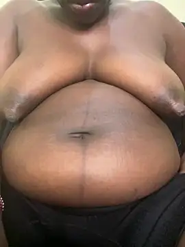 Snapshot of bignipple254 chatting on 06.25.26 bignipple254 online show from 06.25.26