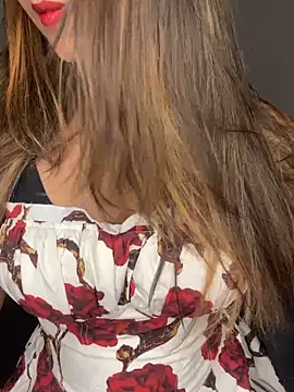 Scarlett 1819 online show from 10.26.25