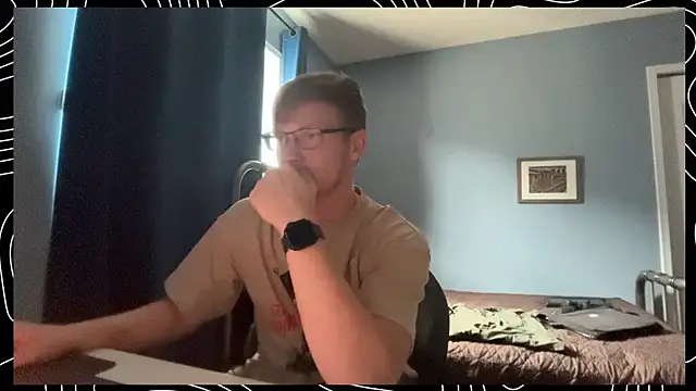 Snapshot of lustylyndon chatting on 08.02.26 lustylyndon online show from 08.02.26