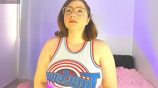 lizy portman online show from 04.15.26