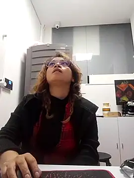 Violet Bosh online show from 03.23.25