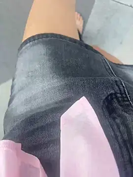 xiaoyuan01 online show from 10.11.25