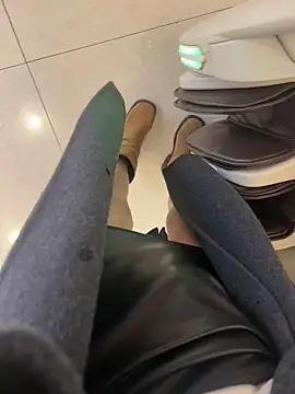 xiaoyuan01 online show from 10.20.25