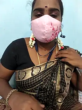 Snapshot of Tamil_riyalini12 chatting on 10.10.25 Tamil riyalini12 online show from 10.10.25