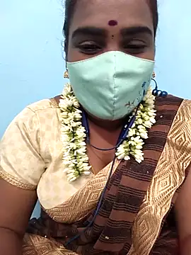 Snapshot of Tamil_riyalini12 chatting on 10.12.25 Tamil riyalini12 online show from 10.12.25