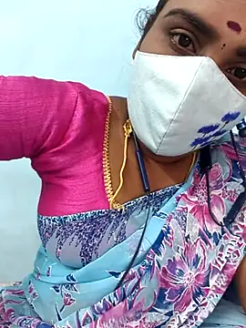 Snapshot of Tamil_riyalini12 chatting on 10.25.25 Tamil riyalini12 online show from 10.25.25