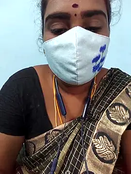 Snapshot of Tamil_riyalini12 chatting on 11.14.25 Tamil riyalini12 online show from 11.14.25