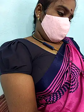 Snapshot of Tamil_riyalini12 chatting on 12.19.25 Tamil riyalini12 online show from 12.19.25