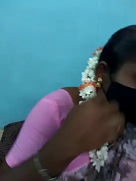 Snapshot of Tamil_riyalini12 chatting on 02.21.26 Tamil riyalini12 online show from 02.21.26