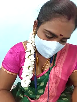 Snapshot of Tamil_riyalini12 chatting on 02.27.26 Tamil riyalini12 online show from 02.27.26