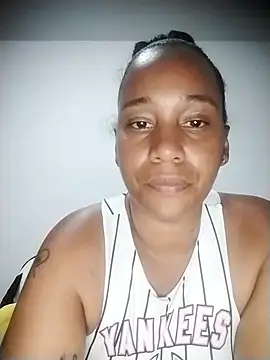 EbonyHorrny online show from 11.23.25