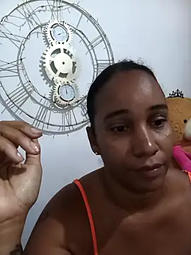 Snapshot of EbonyHorrny chatting on 04.19.26 EbonyHorrny online show from 04.19.26