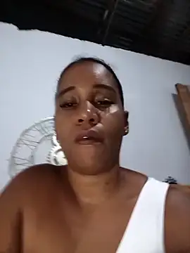 Snapshot of EbonyHorrny chatting on 04.25.26 EbonyHorrny online show from 04.25.26