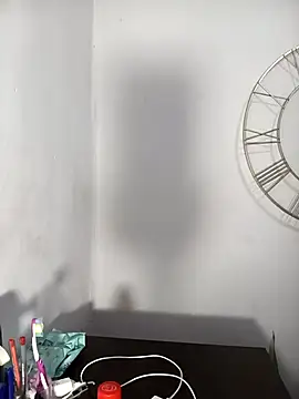 Snapshot of EbonyHorrny chatting on 04.29.26 EbonyHorrny online show from 04.29.26