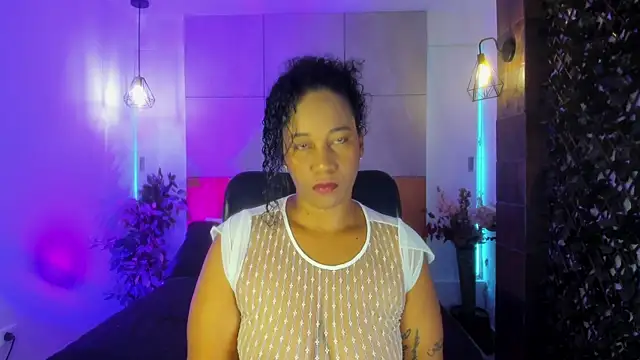 Snapshot of EbonyHorrny chatting on 07.21.26 EbonyHorrny online show from 07.21.26