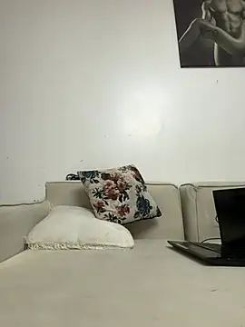 Snapshot of Lil-shawrie chatting on 02.12.26 Lil-shawrie online show from 02.12.26