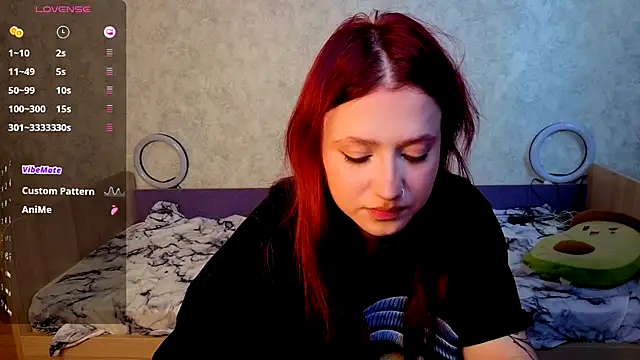 Mini Lady1 online show from 10.24.25