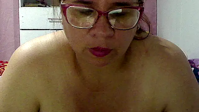 Snapshot of luciana69hot chatting on 02.26.26 luciana69hot online show from 02.26.26