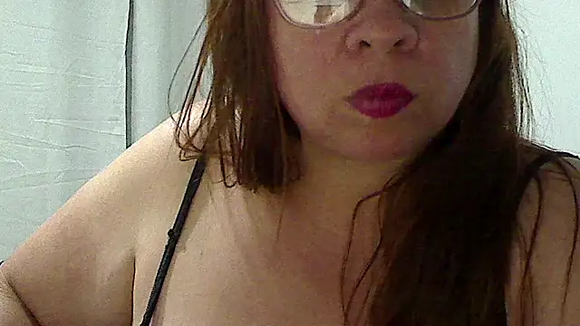 Snapshot of luciana69hot chatting on 03.28.26 luciana69hot online show from 03.28.26