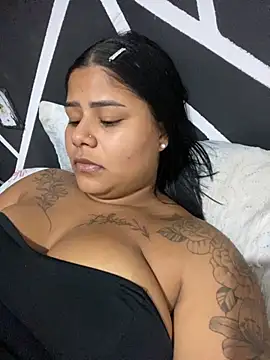 Snapshot of tigresa865 chatting on 09.21.25 tigresa865 online show from 09.21.25