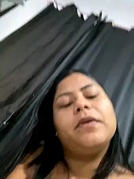 Snapshot of tigresa865 chatting on 10.11.25 tigresa865 online show from 10.11.25