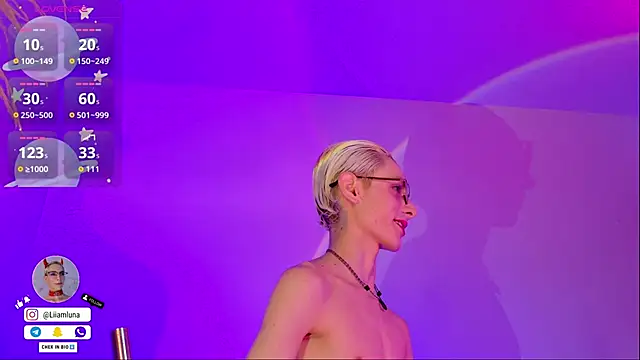 Snapshot of liiamluna_ chatting on 02.19.26 liiamluna online show from 02.19.26