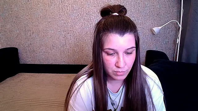 Snapshot of CherryZlata chatting on 11.22.25 CherryZlata online show from 11.22.25