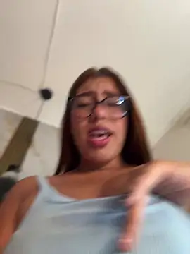 sara calderon online show from 02.10.26