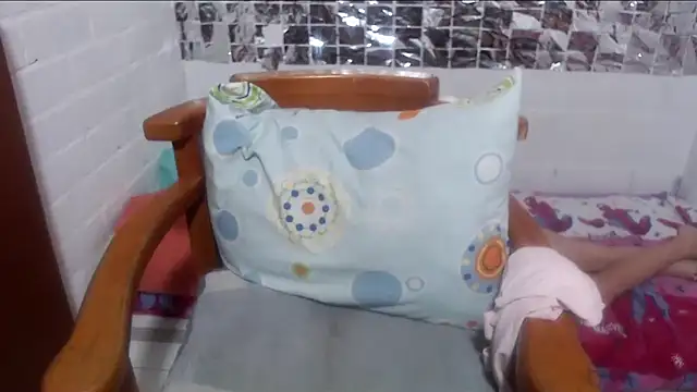 rose-crystal online show from 12.15.25