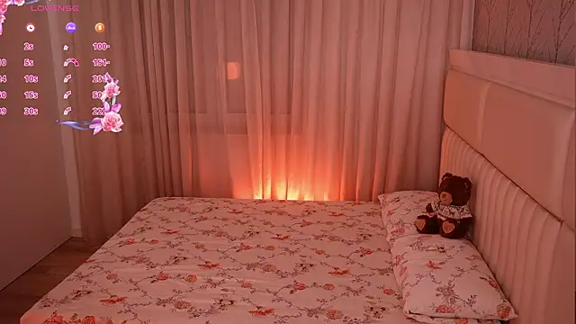 Snapshot of LiaGotti chatting on 02.19.26 LiaGotti online show from 02.19.26