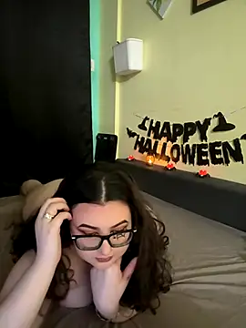 HaleyAyush online show from 10.21.25