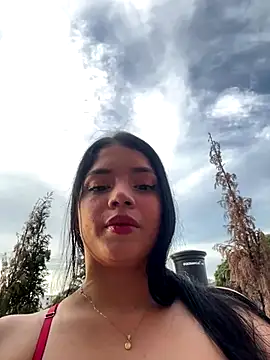 Hailey-Fox online show from 09.20.25