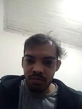 GuilhermeYuree online show from 11.01.25