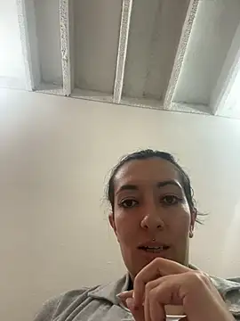 SALOME KORLAND online show from 11.13.25