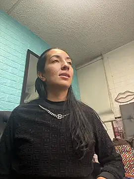 SALOME KORLAND online show from 11.26.25