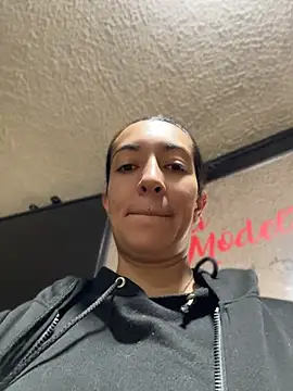 Snapshot of SALOME_KORLAND chatting on 05.25.26 SALOME KORLAND online show from 05.25.26