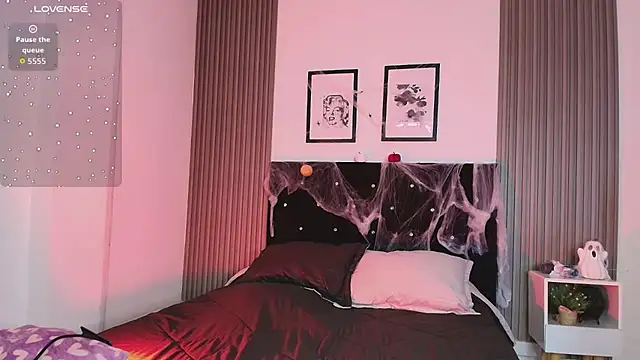 ashlycarteer online show from 10.19.25