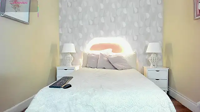 isabella milf  online show from 11.23.25