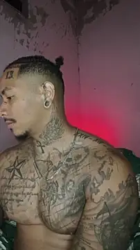 Snapshot of David_tatto1 chatting on 02.04.26 David tatto1 online show from 02.04.26