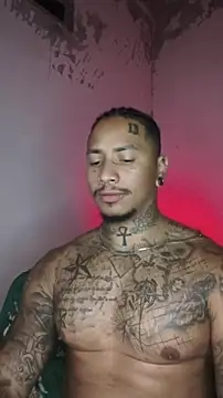 Snapshot of David_tatto1 chatting on 02.07.26 David tatto1 online show from 02.07.26