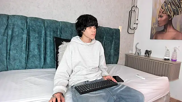 Snapshot of Diamond_twink chatting on 06.26.26 Diamond twink online show from 06.26.26