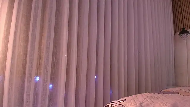 Snapshot of celeste_moonx chatting on 06.17.26 celeste moonx online show from 06.17.26