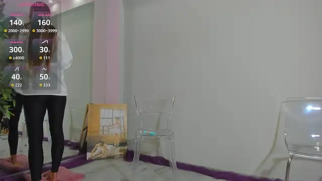 MayaHellen online show from 10.02.25