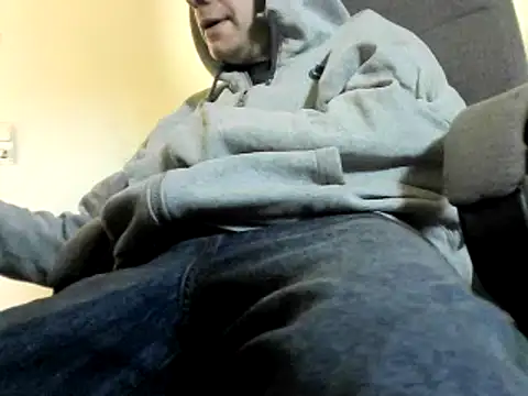 skateboy78 online show from 02.04.25