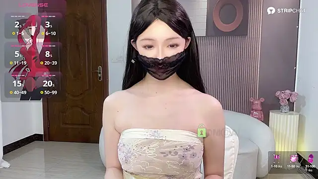 Snapshot of lemi- chatting on 09.21.25 lemi- online show from 09.21.25