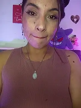 Fox Roxxan online show from 04.21.26