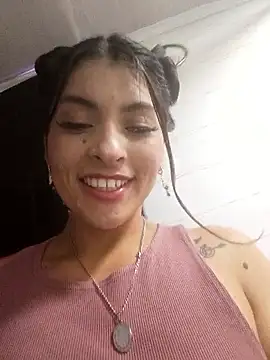 Fox Roxxan online show from 04.21.26