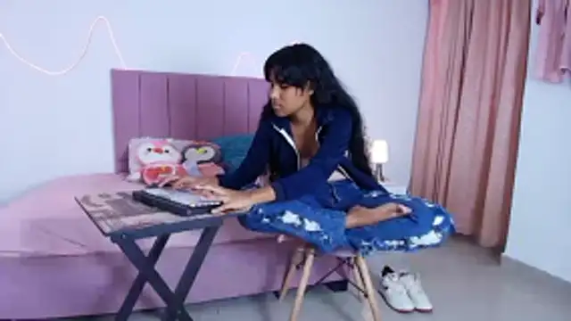 Andre lezcano online show from 01.11.26