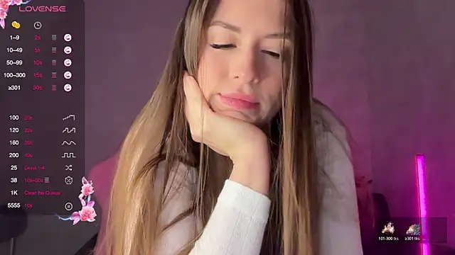 StacyWells online show from 11.22.25