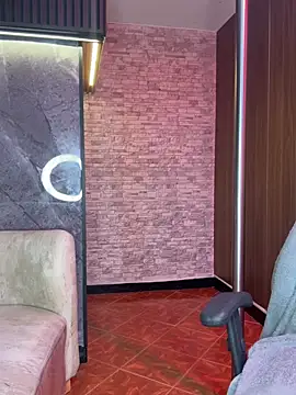 Stephany Rodriguez online show from 02.12.26